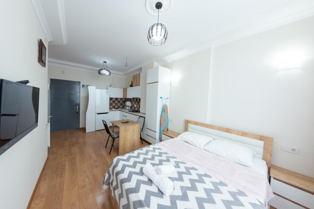 5 Apartment In One Boulding - Near Stadium Батуми Экстерьер фото