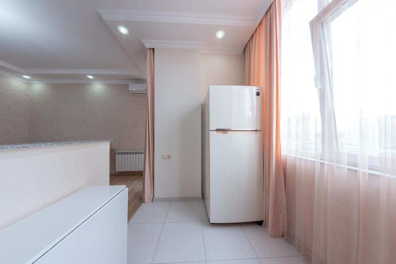5 Apartment In One Boulding - Near Stadium Батуми Экстерьер фото